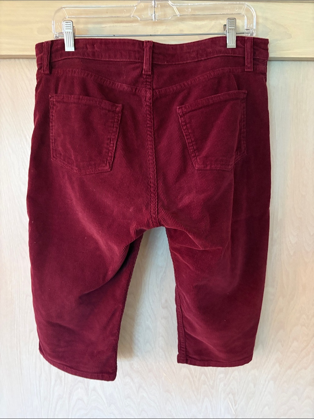 American Apparel Burgundy Corduroy Shorts. Size 32. In fair condition. Vintage - Picture 5 of 10